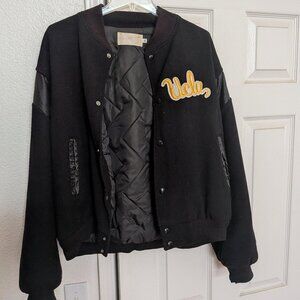 90's Vintage Varsity UCLA Chalk Line men's size XL Jacket